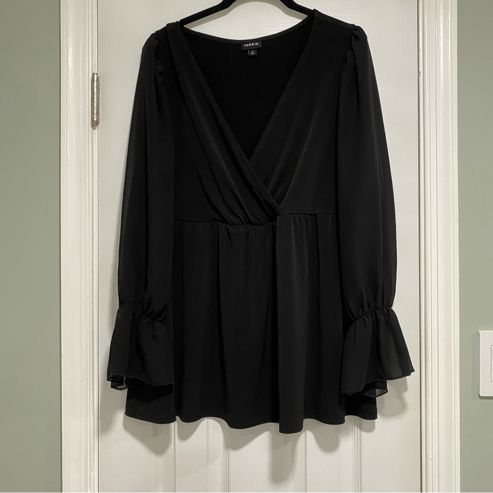 torrid Black Surplice Ruffle-Sleeve Tunic Top